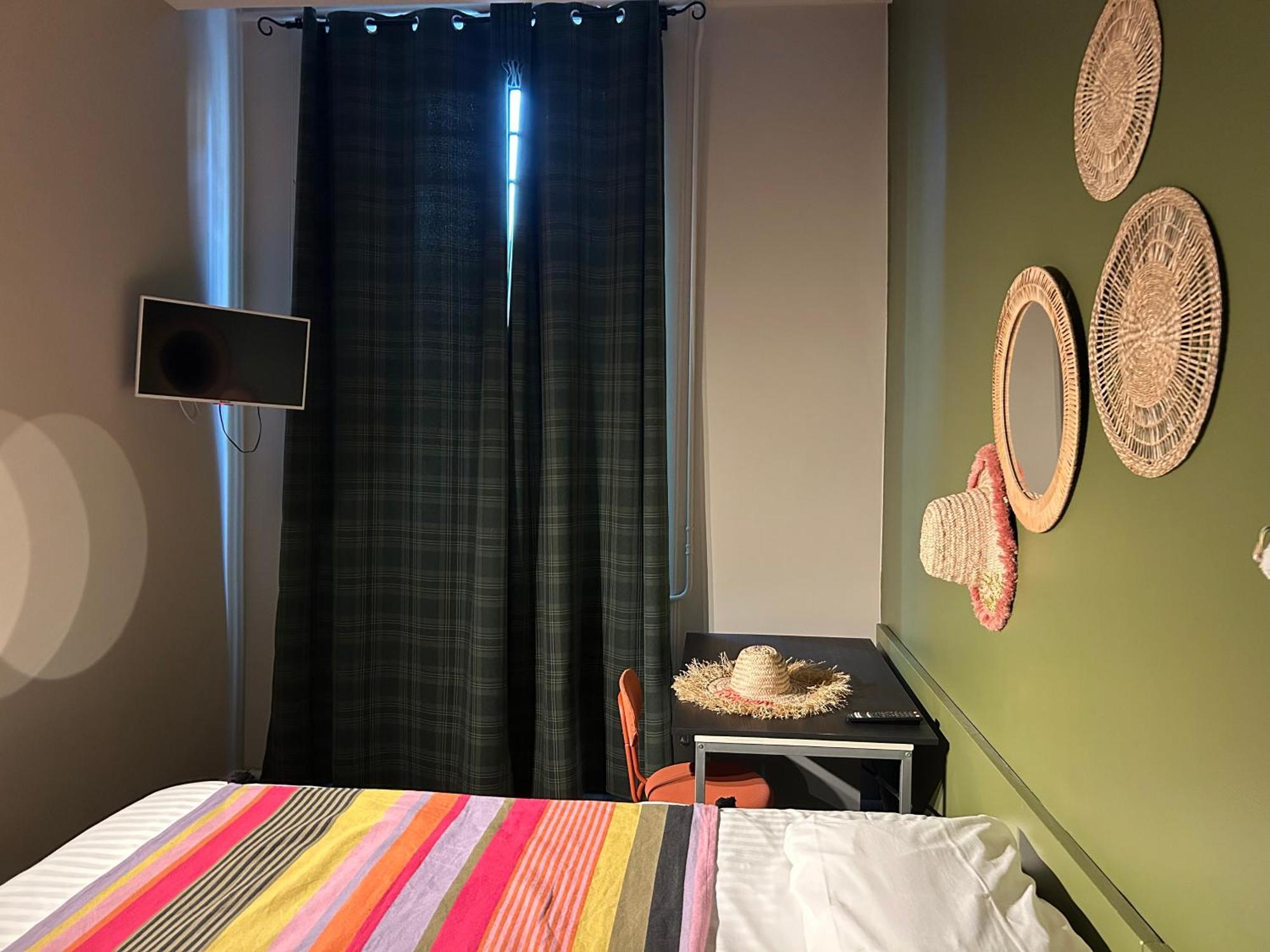 ליון Hotel De La Croix-Rousse מראה חיצוני תמונה